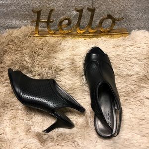 Life Stride Velocity Sz 9 Black Pumps